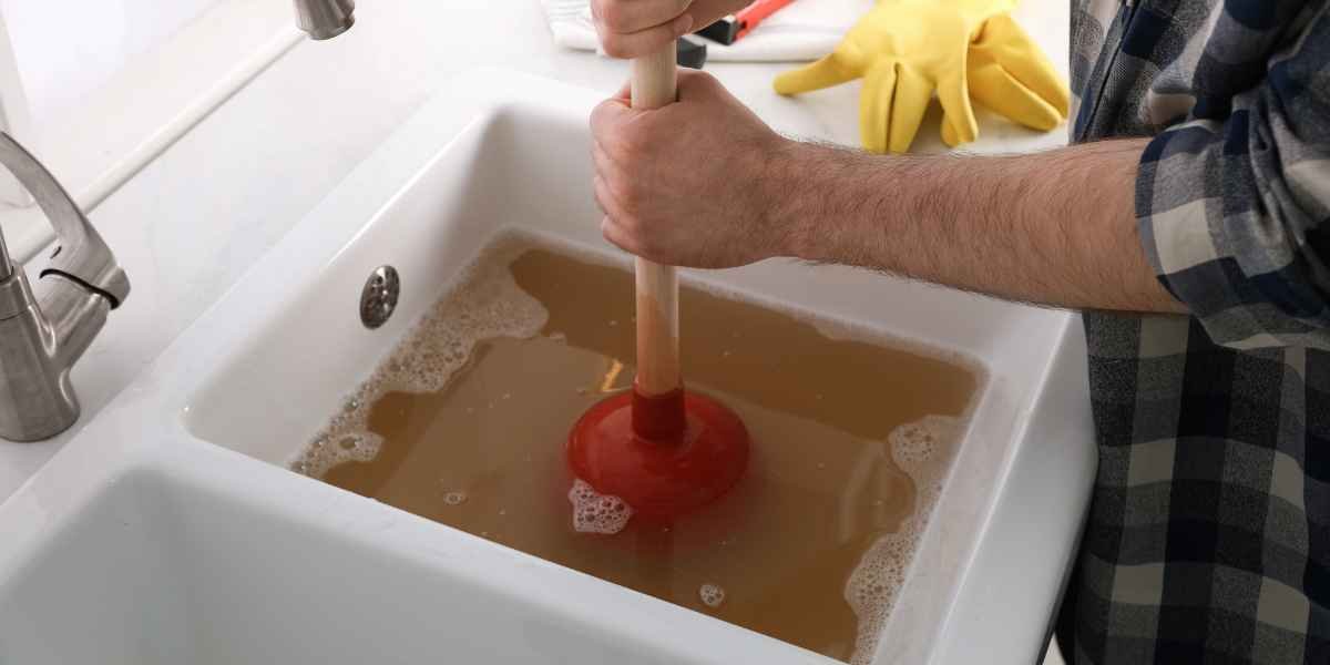 canalizador profissional a Desentupir Canos Esgoto pia da cozinha